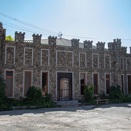 Fish Hotel Akhalkalaki Экстерьер фото