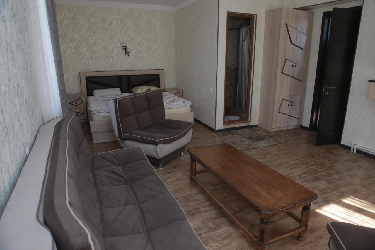 Fish Hotel Akhalkalaki Экстерьер фото