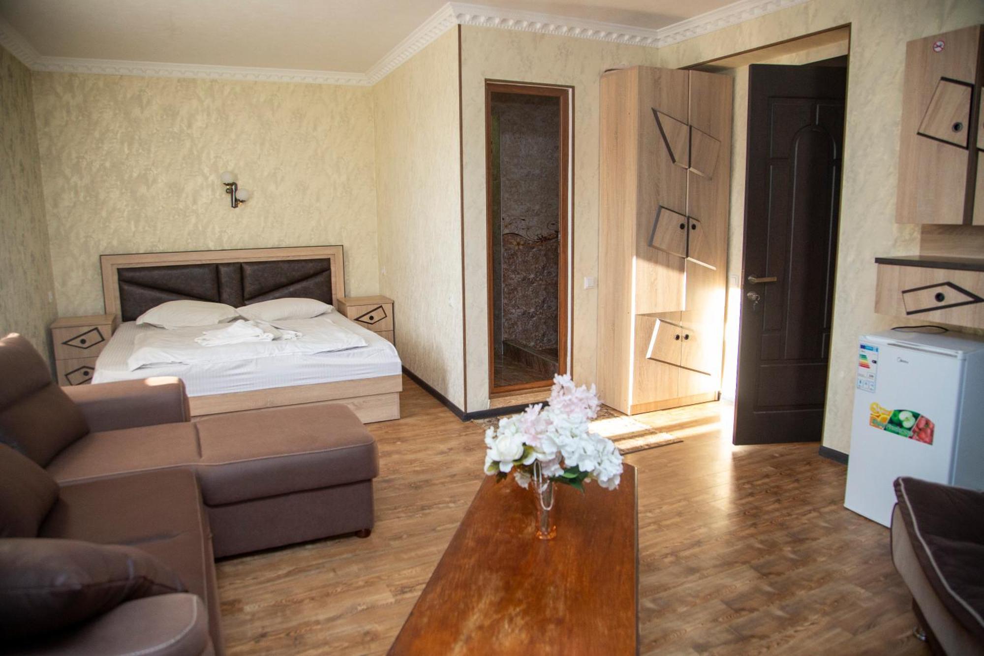Fish Hotel Akhalkalaki Экстерьер фото